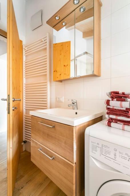 Appartamento Rustico Con Stube E Balcone Predazzo Kültér fotó